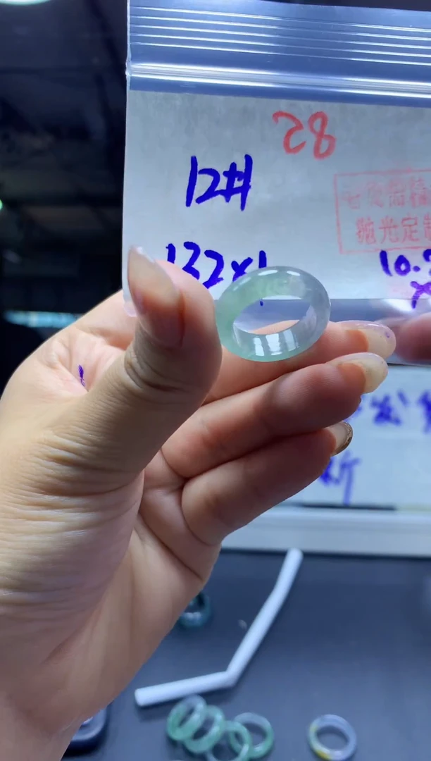 未镶嵌定制翡翠戒圈#132元-毛货需精细抛光