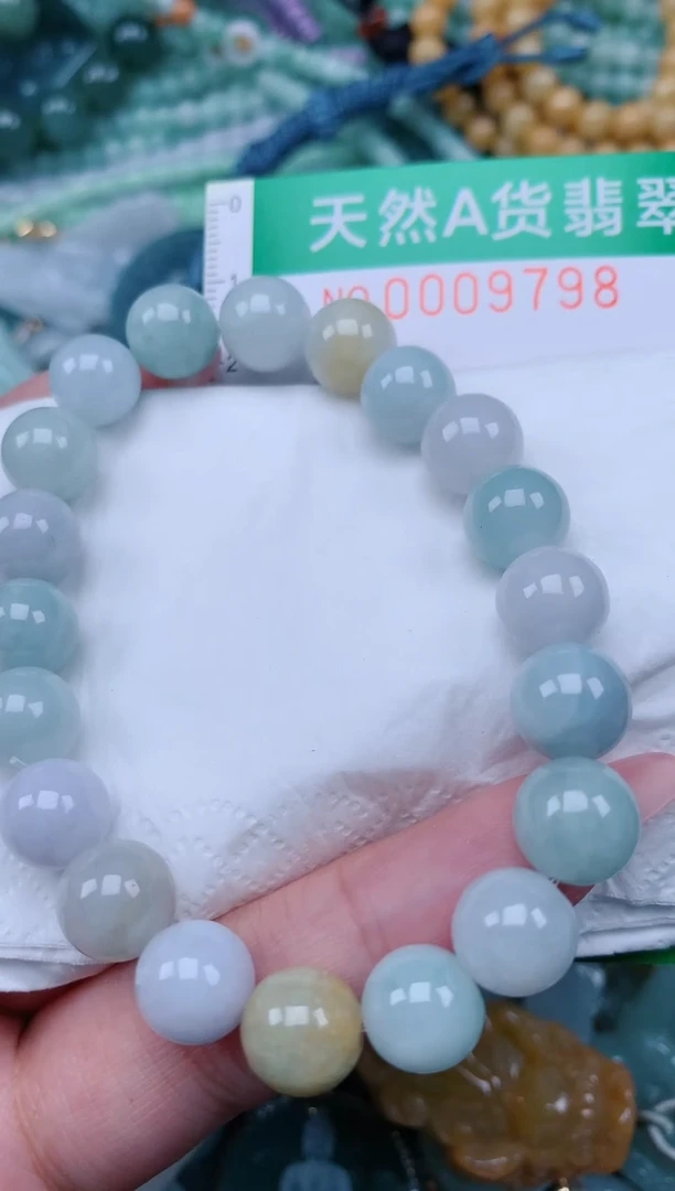 翡翠未镶嵌颈饰.0009798
