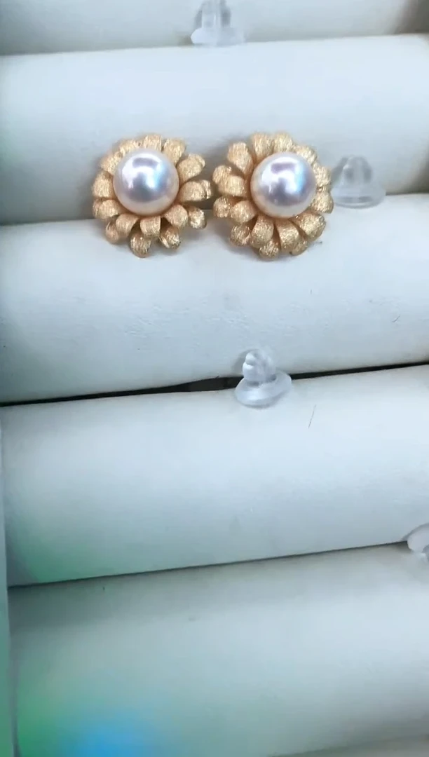 【闪购商品】海水珍珠耳饰银S925镶嵌耳钉