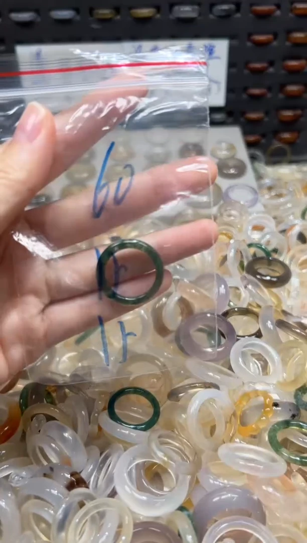 未镶嵌戒指玛瑙/玉髓60