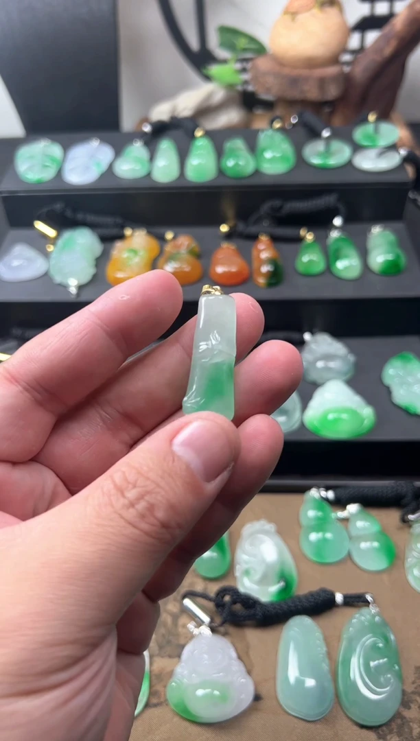颈饰未镶嵌翡翠所见即所得，一图一物