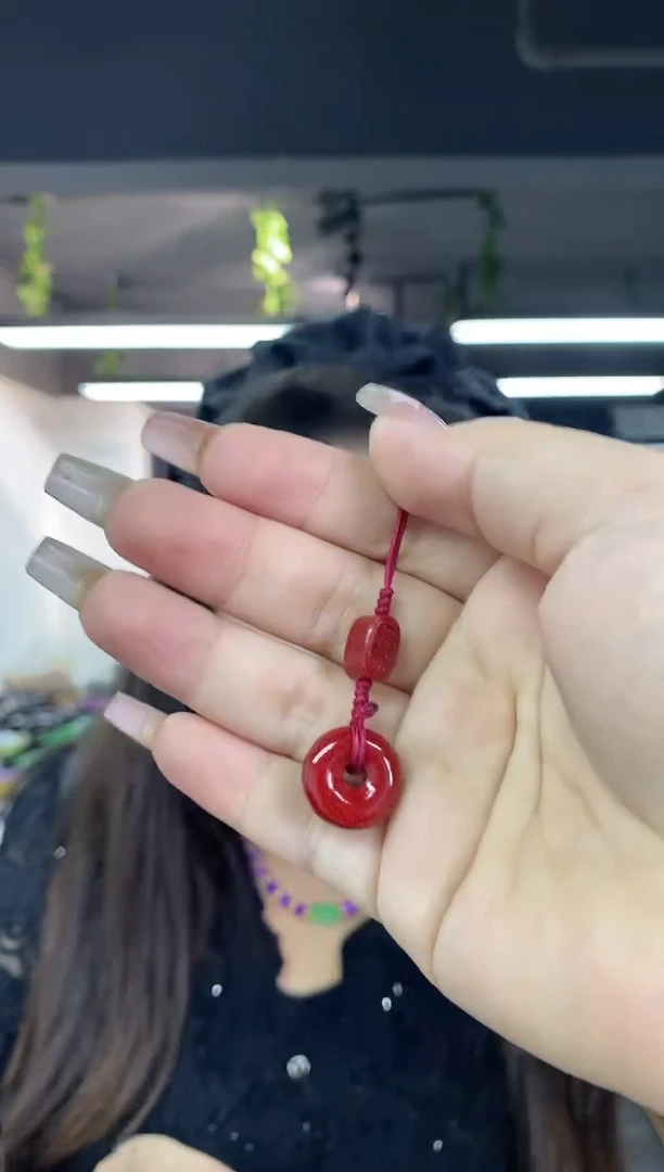 天然辰砂多样性发其一颜色微差