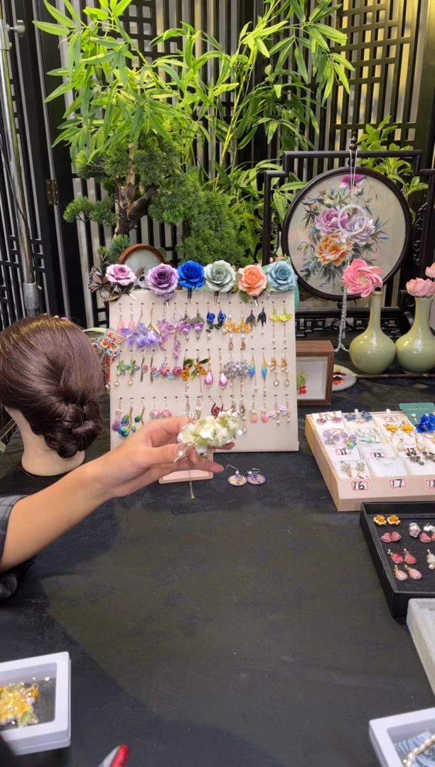 织绣s****s非遗绒花手工饰品