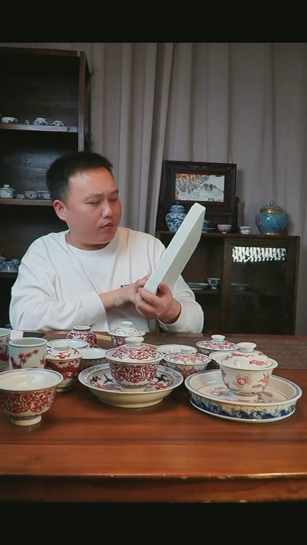 【闪购商品】仿明青花釉里红双狮绣球干湿泡台