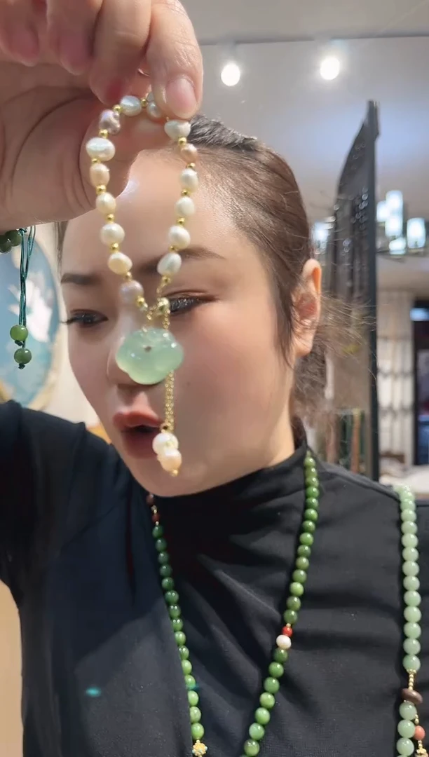 【闪购商品】岫玉颈饰未镶嵌手链