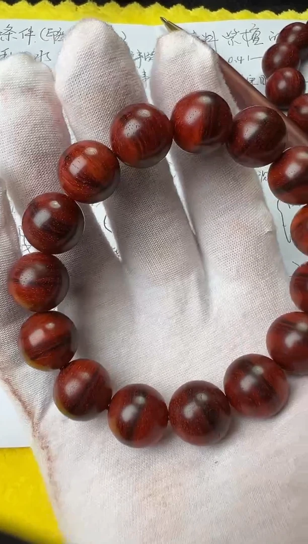 紫檀木类端景台印度小叶紫檀1.5手串