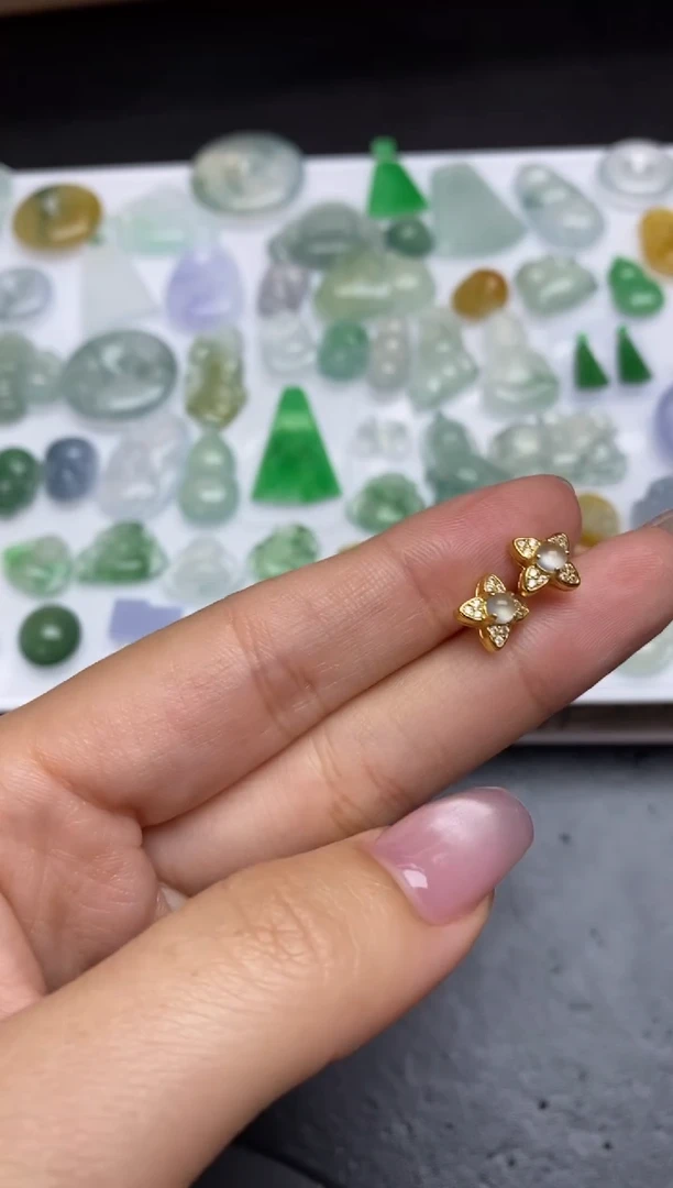 【闪购商品】定制翡翠银S925镶嵌翡翠耳环~