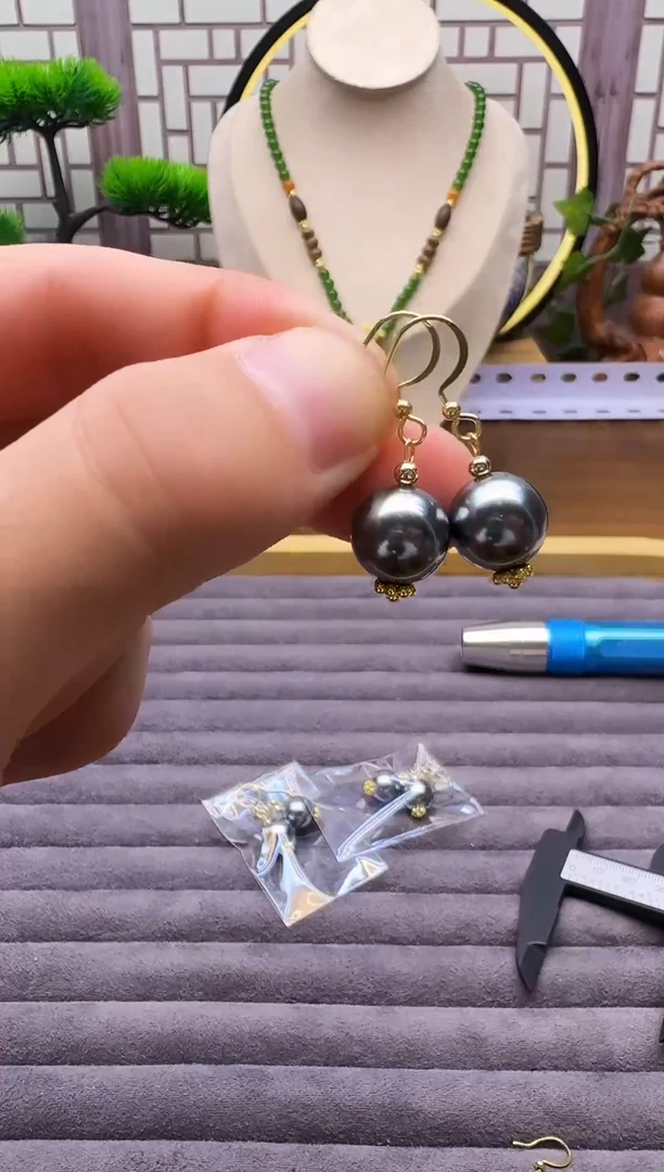 14K金镶嵌耳饰淡水珍珠E70