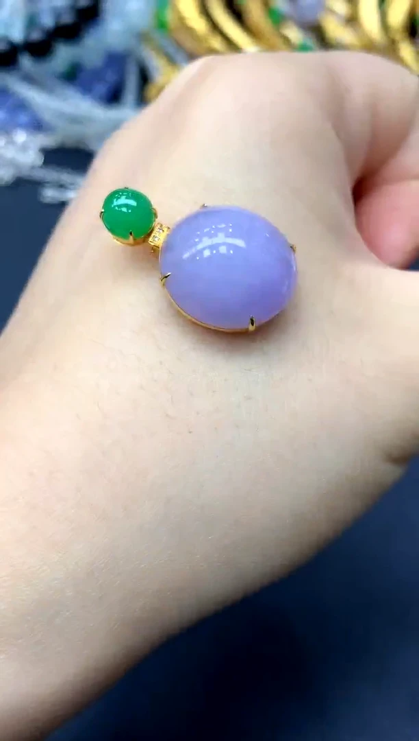 颈饰18K金镶嵌翡翠204-中国好珍宝