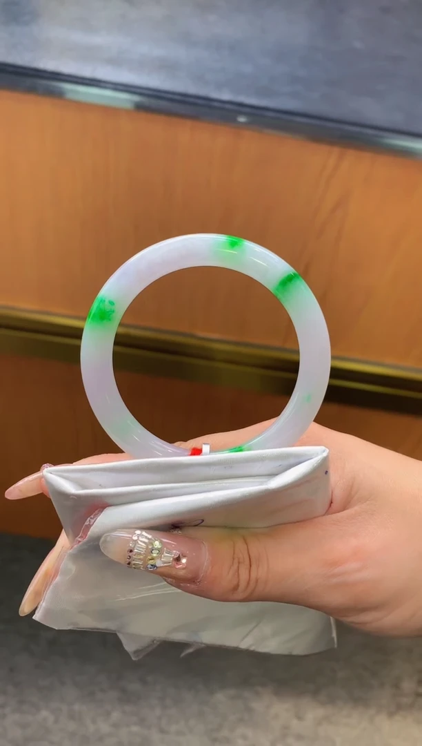 未镶嵌手镯翡翠-F103-圆条54-全款8.5万-定金2万