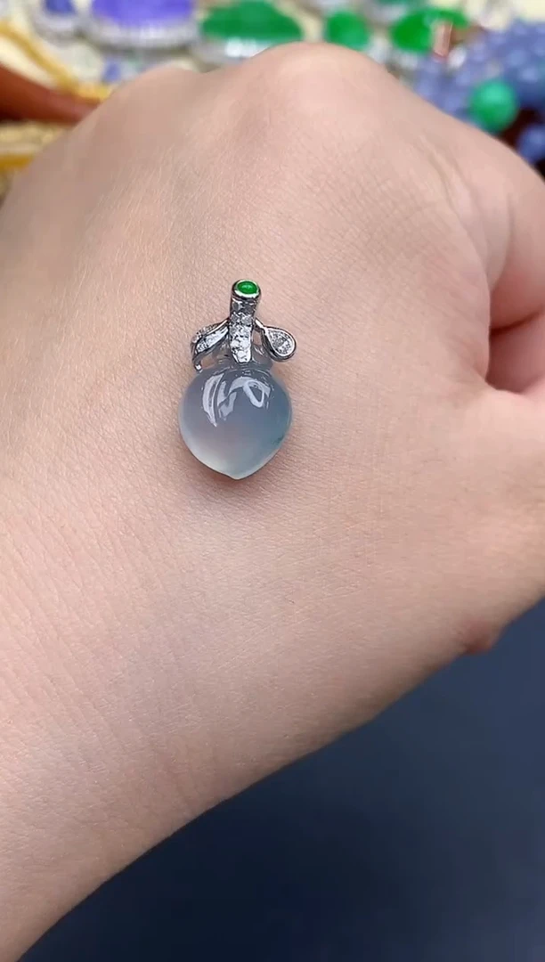 颈饰18K金镶嵌翡翠229-中国好珍宝