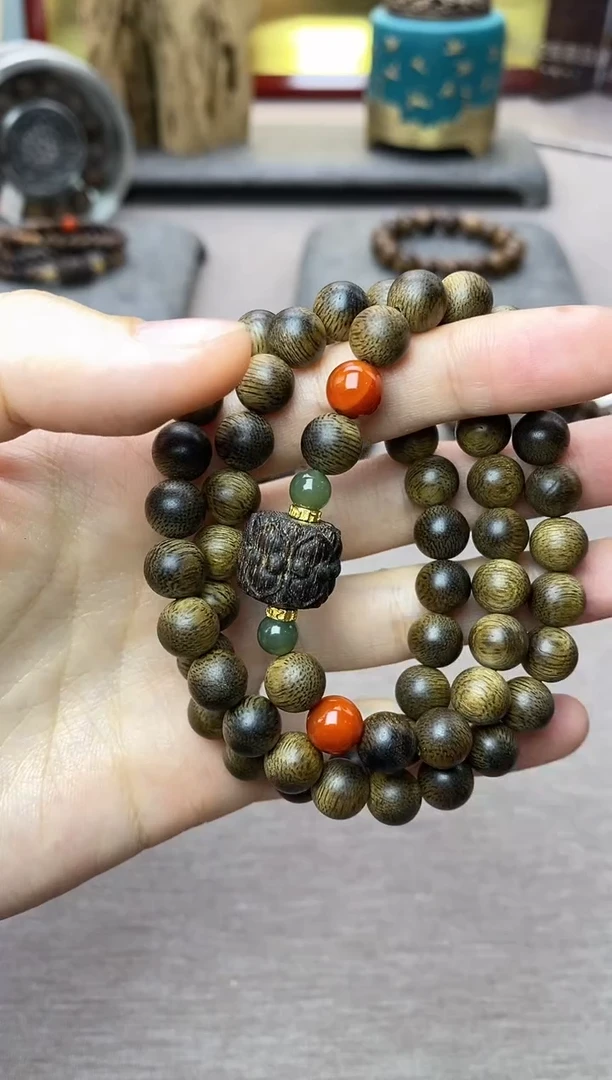 【闪购商品】沉香手串芽庄黄棋沉水老料0.8＋双头莲花三圈设计