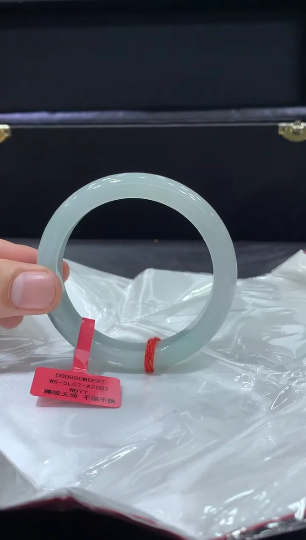未镶嵌手镯翡翠翡翠手镯