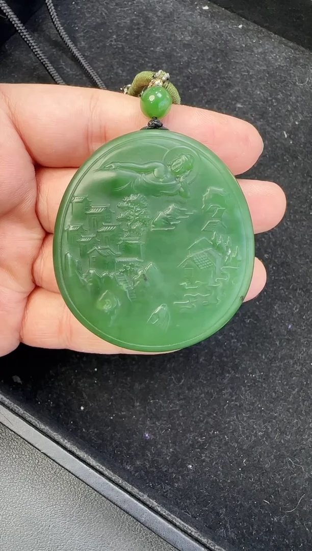 颈饰未镶嵌和田玉卧佛