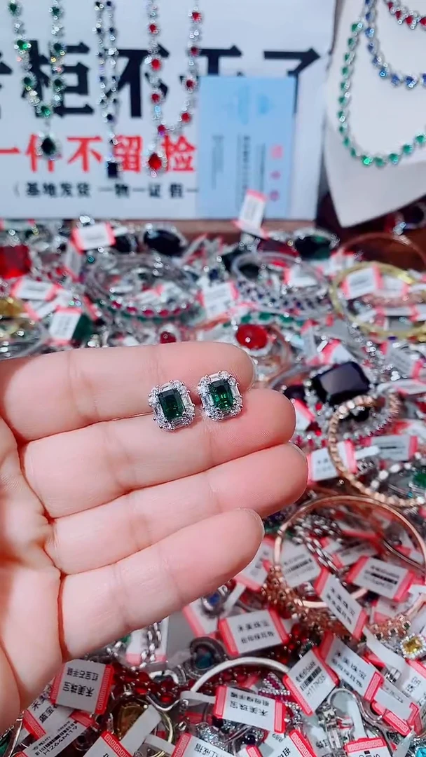 未镶嵌耳饰祖母绿祖母绿耳钉