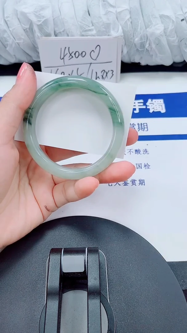 未镶嵌手镯石英质玉71-53/54