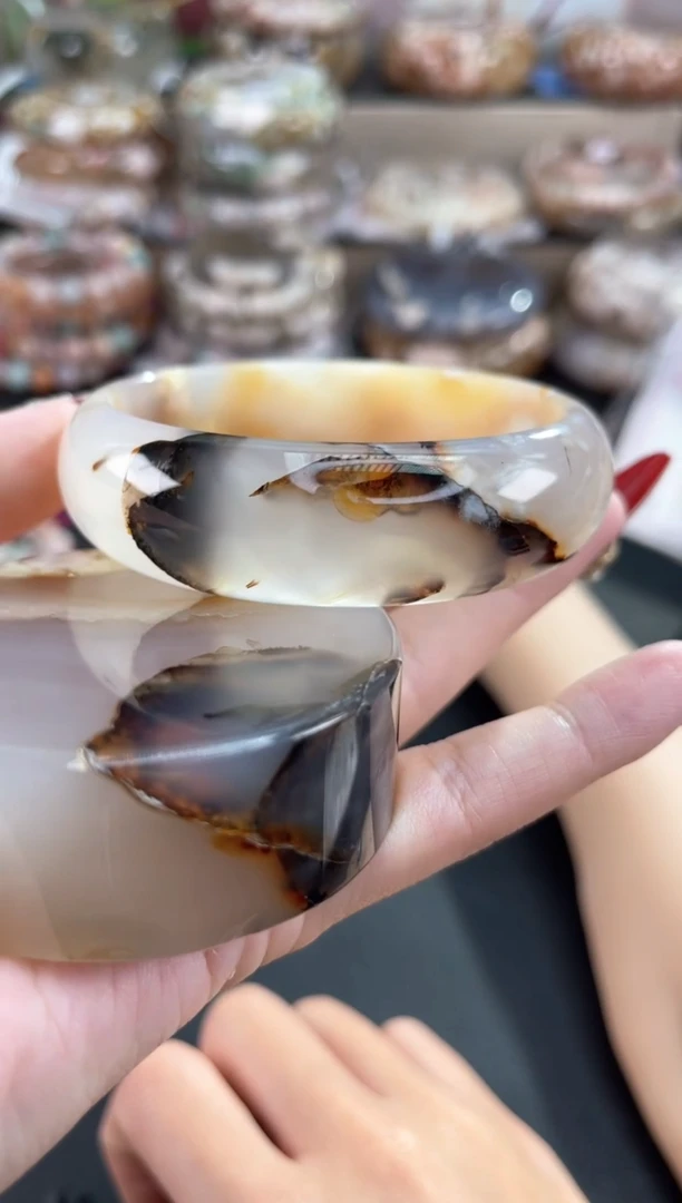 未镶嵌手镯石英质玉62