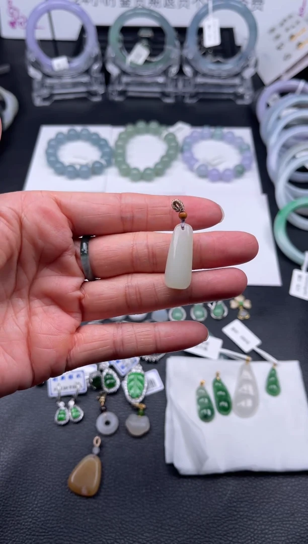 【闪购商品】和田玉颈饰未镶嵌吊坠