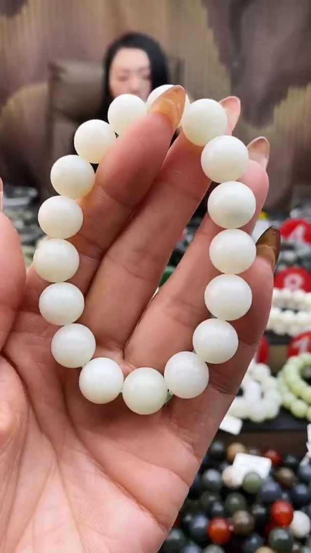 未镶嵌手串和田玉俄白12