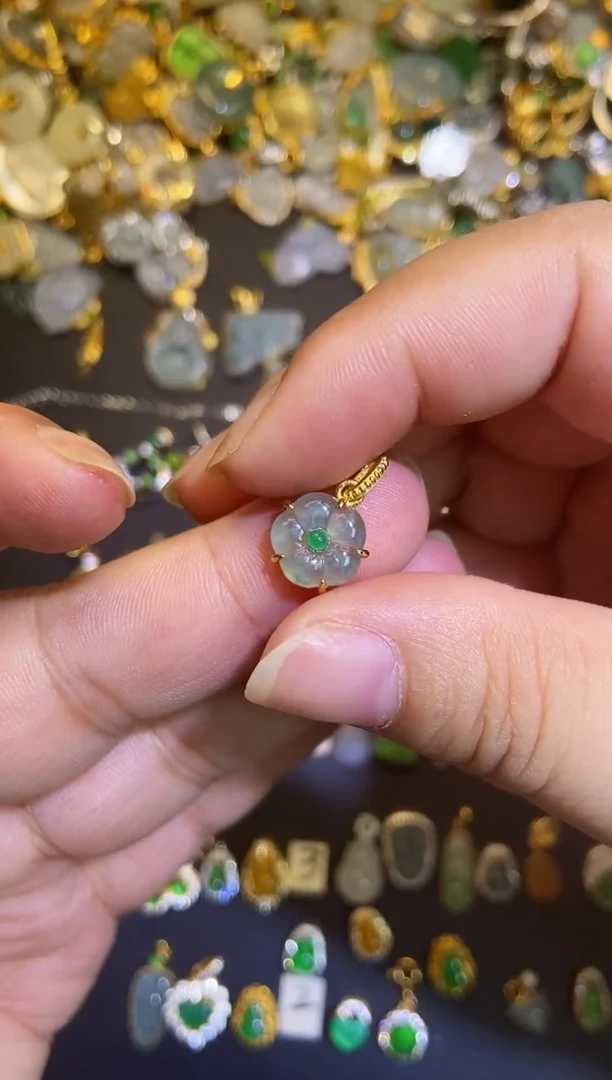 翡翠银S925镶嵌吊坠(不含链)1