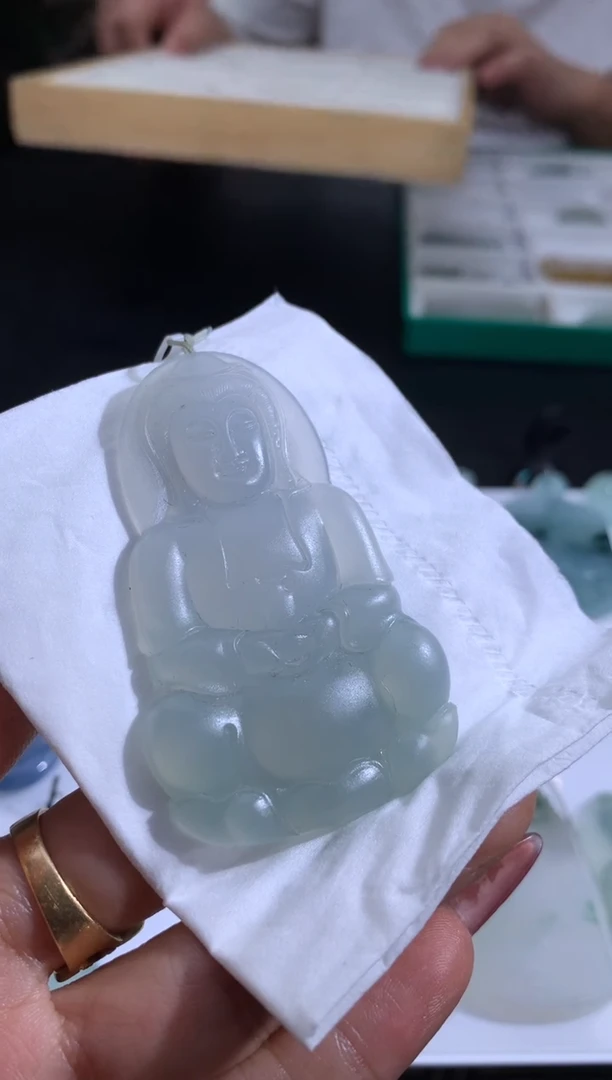 未镶嵌定制翡翠冷**底翡翠