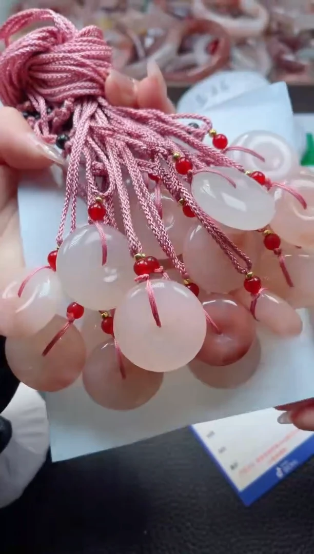 【闪购商品】石英质玉手镯未镶嵌平安扣