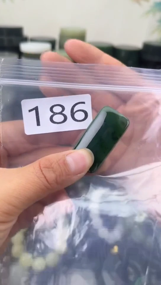 未镶嵌和田玉珠宝半成品牌子