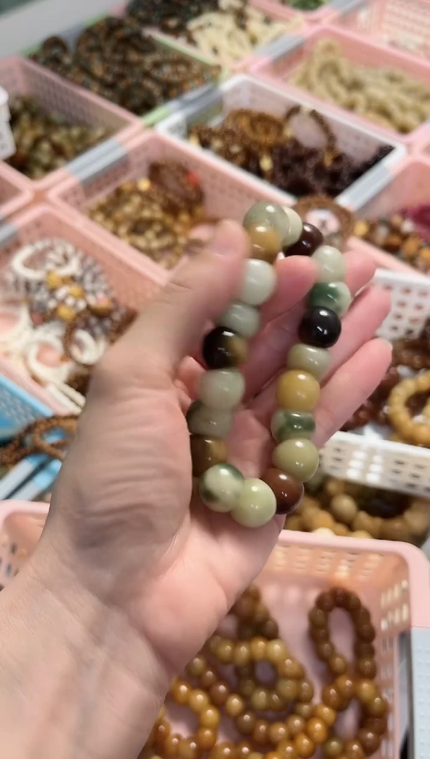 【闪购商品】菩提根/象牙果手串蒜瓣大肠 17