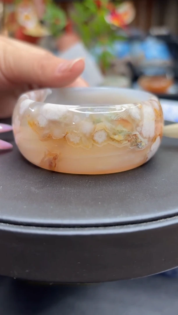 未镶嵌手镯石英质玉A484(58圈赠送镯心)