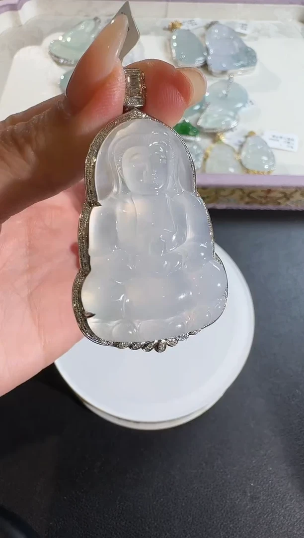 【闪购商品】翡翠吊坠(不含链)18K金镶嵌【源头工厂】钻石镶嵌