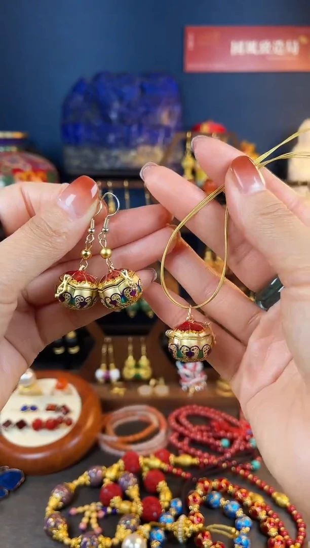 【闪购商品】柿柿如意珐琅耳钩+吊坠