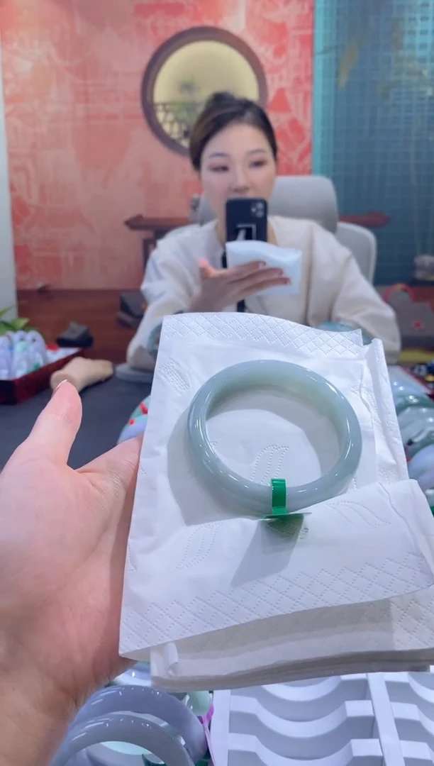 未镶嵌手镯翡翠0041189
