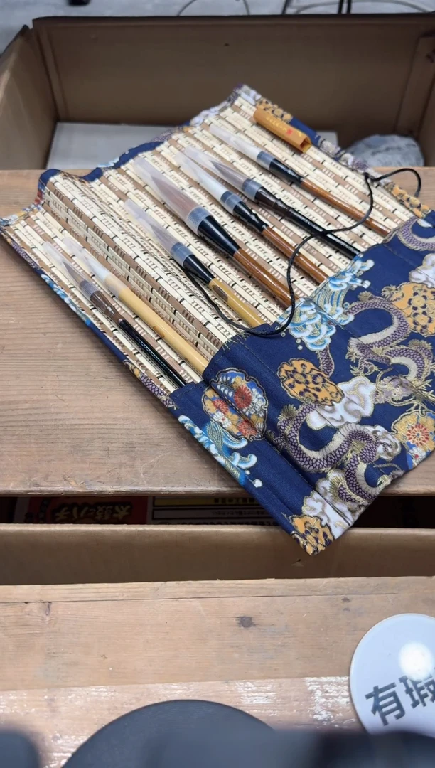 瓷器A****?闪购商品  如图 中古品默认微瑕