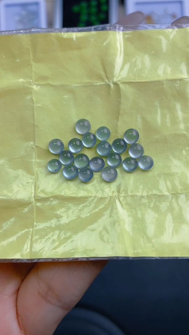 定制翡翠未镶嵌天然翡翠蛋面34