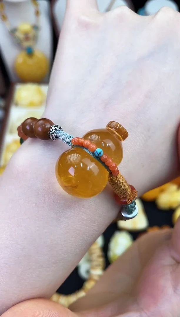 琥珀未镶嵌珠宝奇石柒月