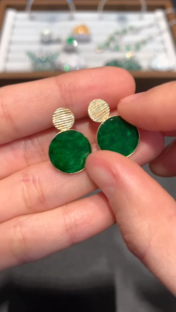 【闪购商品】翡翠耳饰18K金镶嵌3200