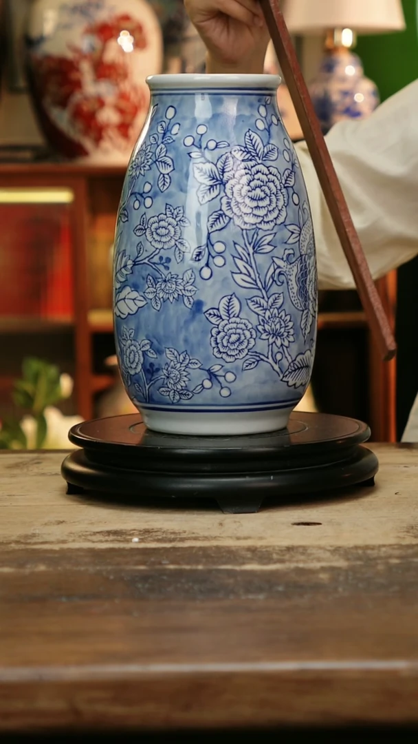 摆件 景德镇纯手工釉下彩精品花瓶