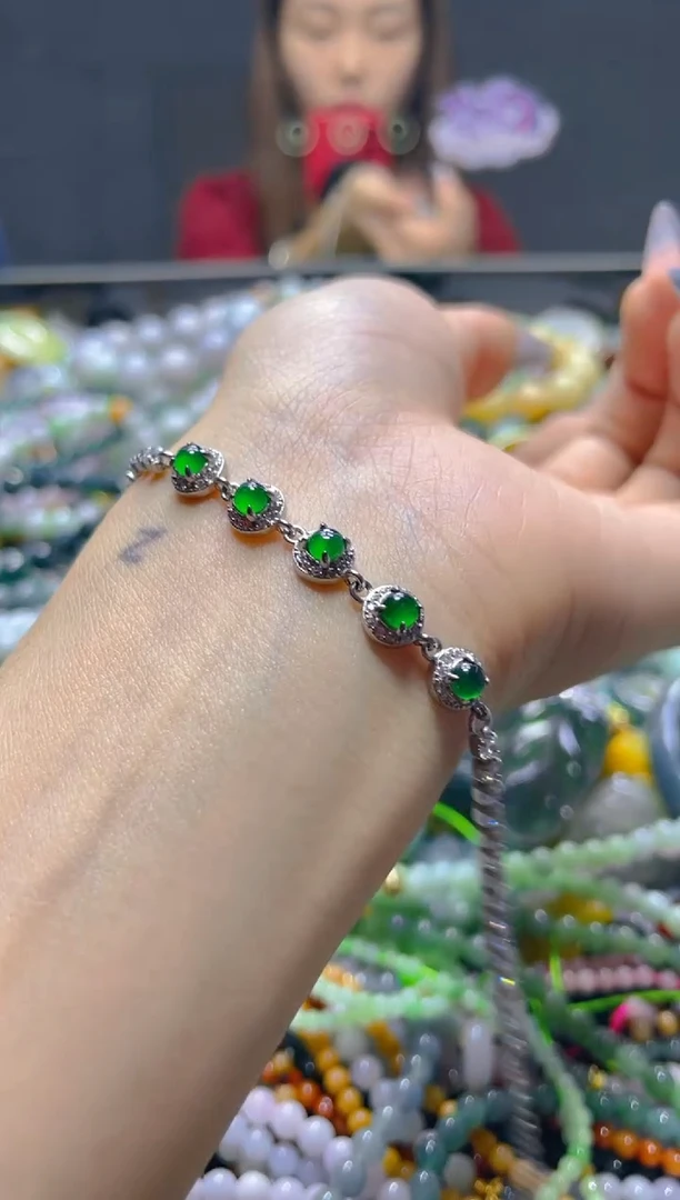 颈饰未镶嵌翡翠/S/翡翠A货，一件也是批发价