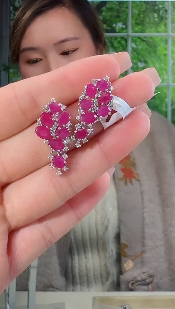 未镶嵌耳饰红宝石天然红宝石耳饰