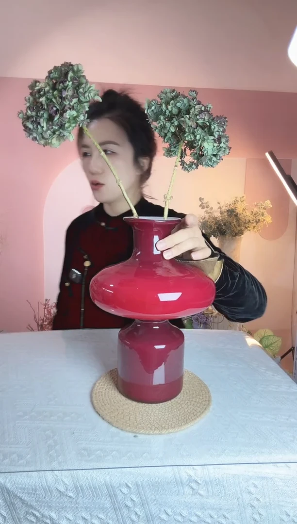 187直播玻璃花瓶