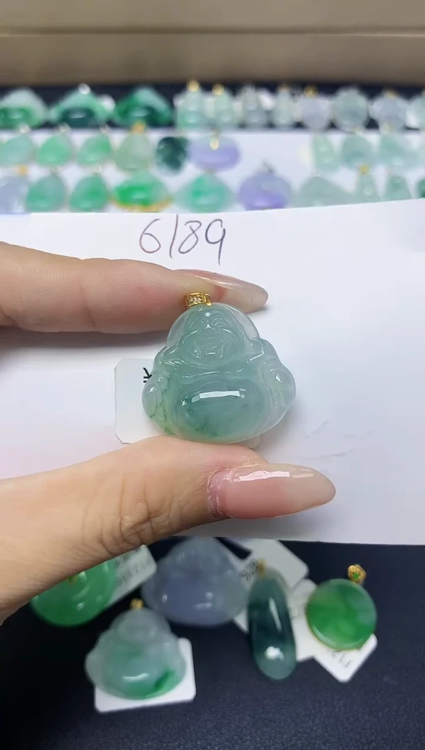 翡翠18K金镶嵌颈饰 天然缅甸翡翠A货