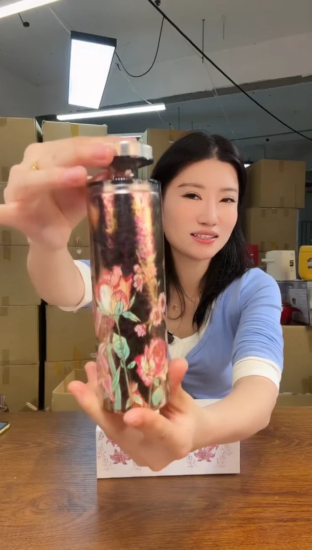 小狐狸瓷器哇哇哇