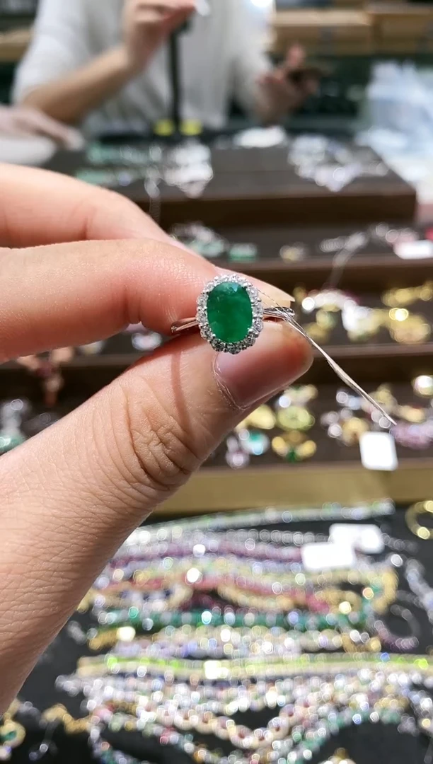 【闪购商品】祖母绿戒指银S925镶嵌戒指