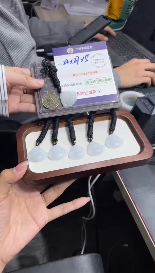 未镶嵌挂件翡翠佛公FL04多样性发其一CP配绳