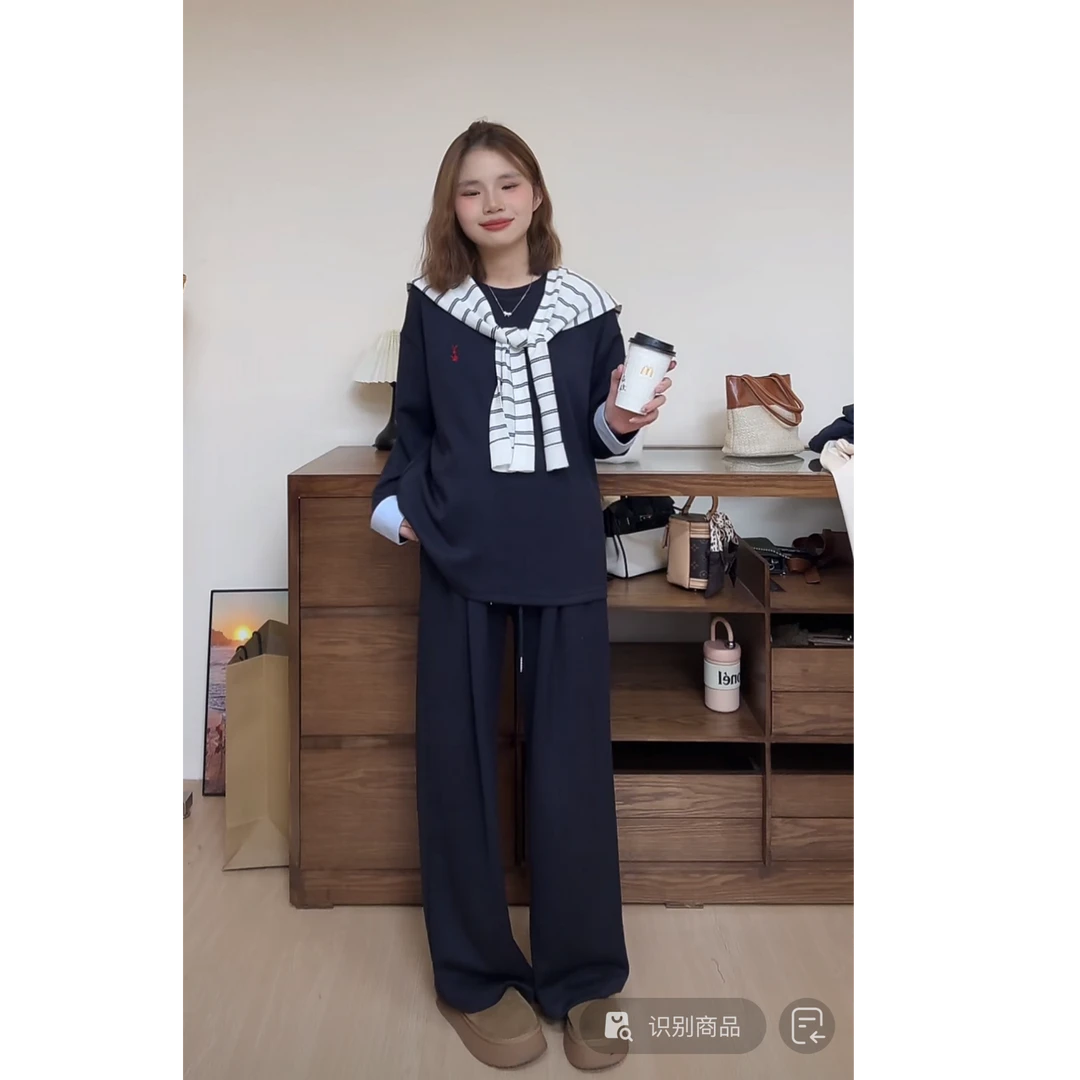 2025春季新品孕妇大码休闲宽松时尚减龄慵懒风卫衣套装猪鼻扣调节