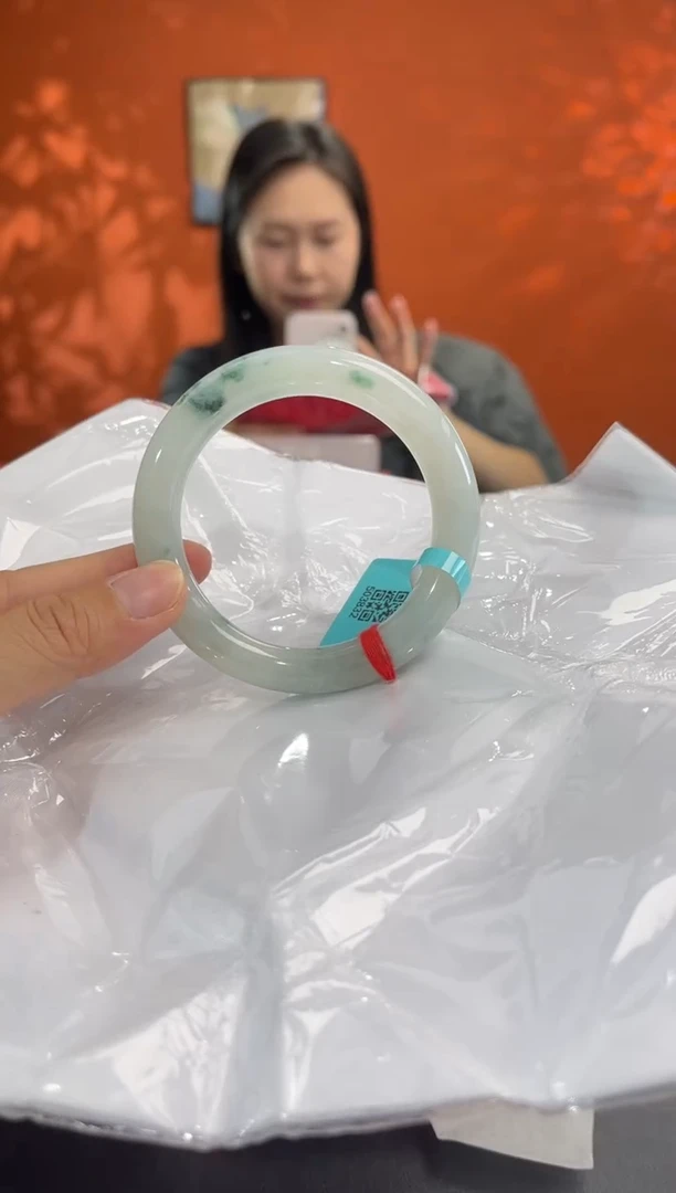 未镶嵌手镯翡翠7