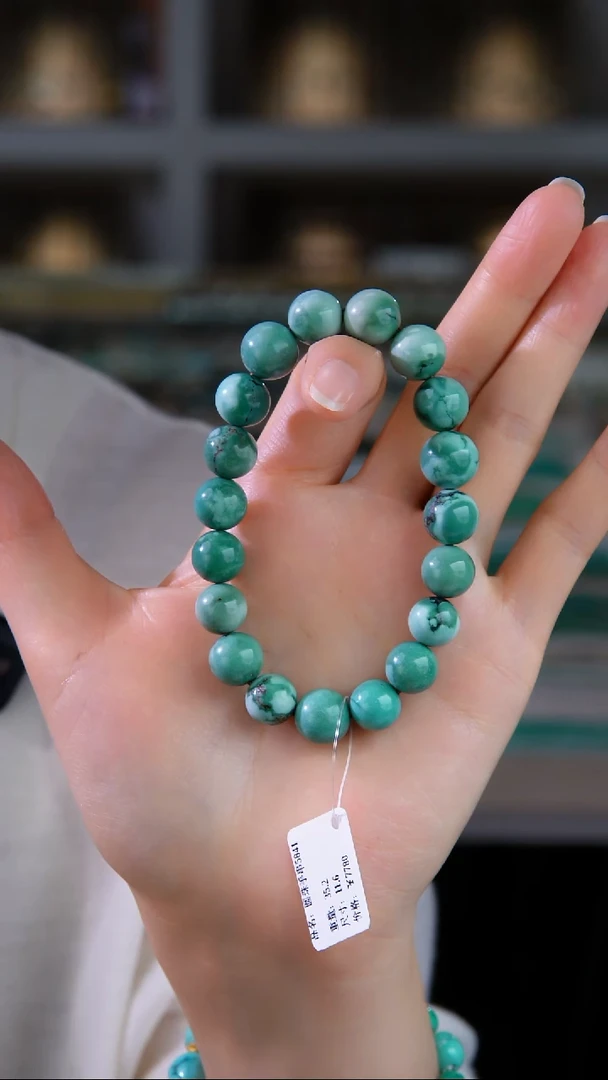 未镶嵌绿松石手串1