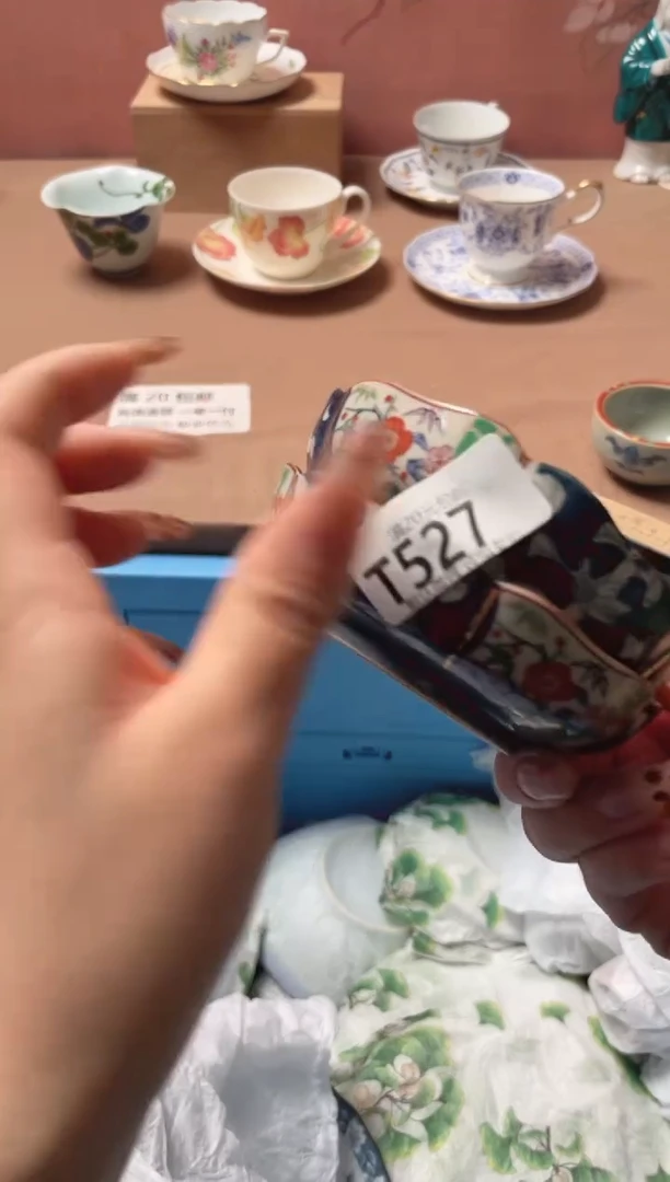 瓷片哈*哈瓷器瓷器T527