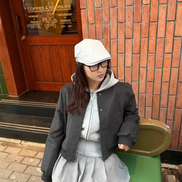 短款外套女春秋季2025新款休闲超火减龄韩系灰色双面呢夹克棒球服