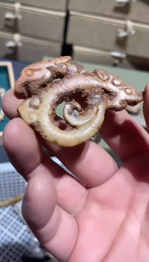 未镶嵌和田玉挂件1